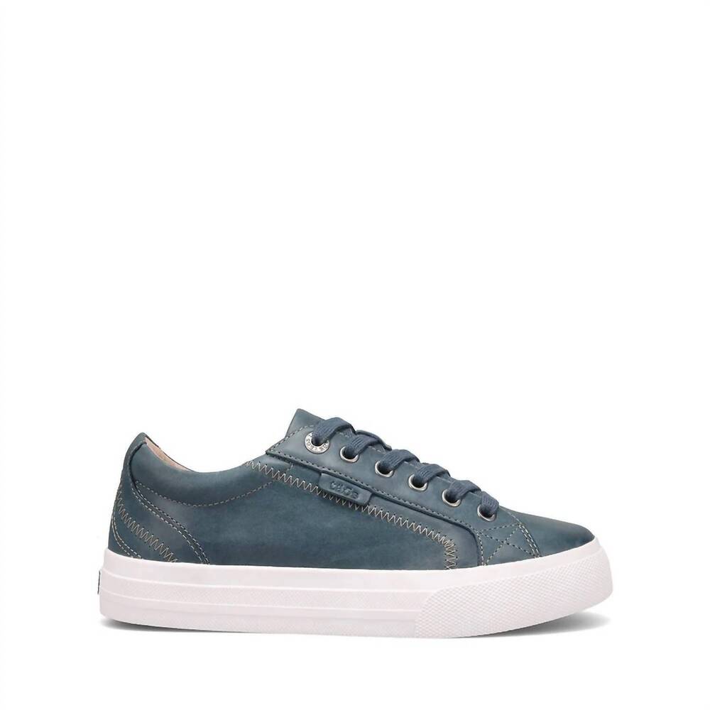 NEW TAOS women's plim soul lux sneaker in blue
